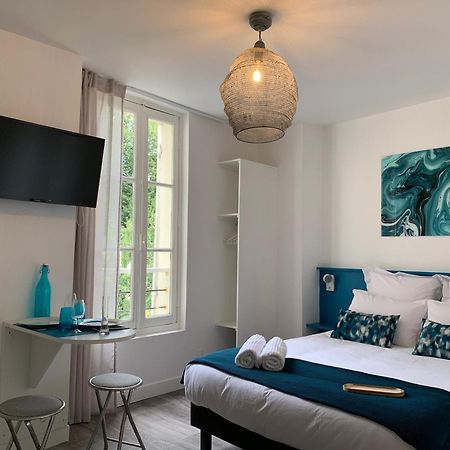 Logis St Joseph Bed & Breakfast Angers Dış mekan fotoğraf