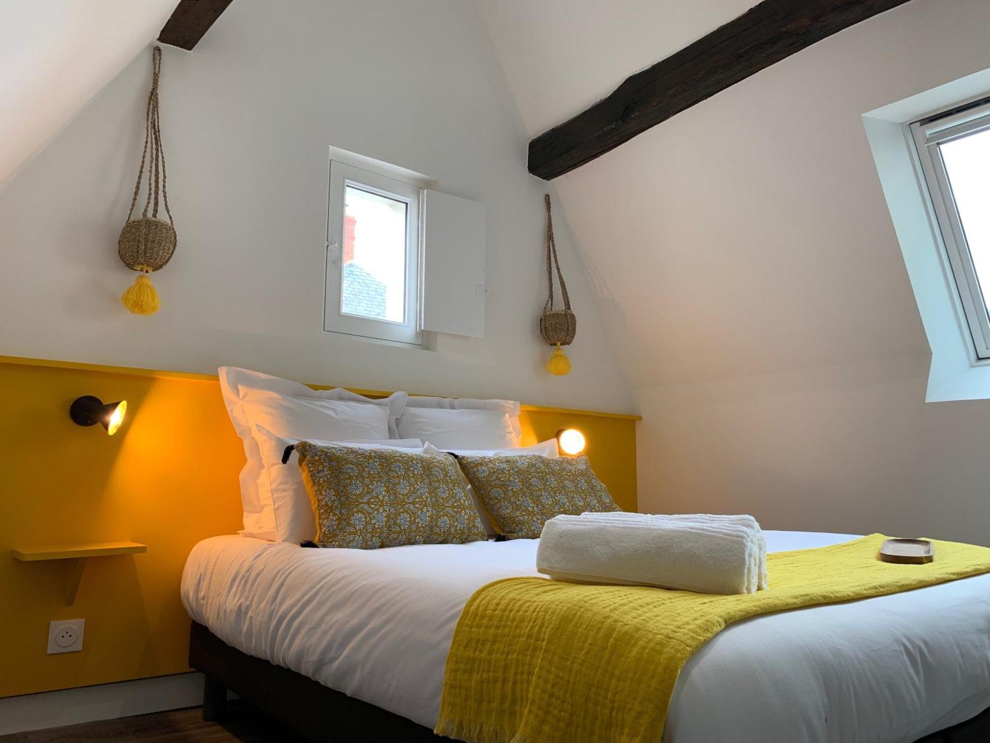 Logis St Joseph Bed & Breakfast Angers Dış mekan fotoğraf