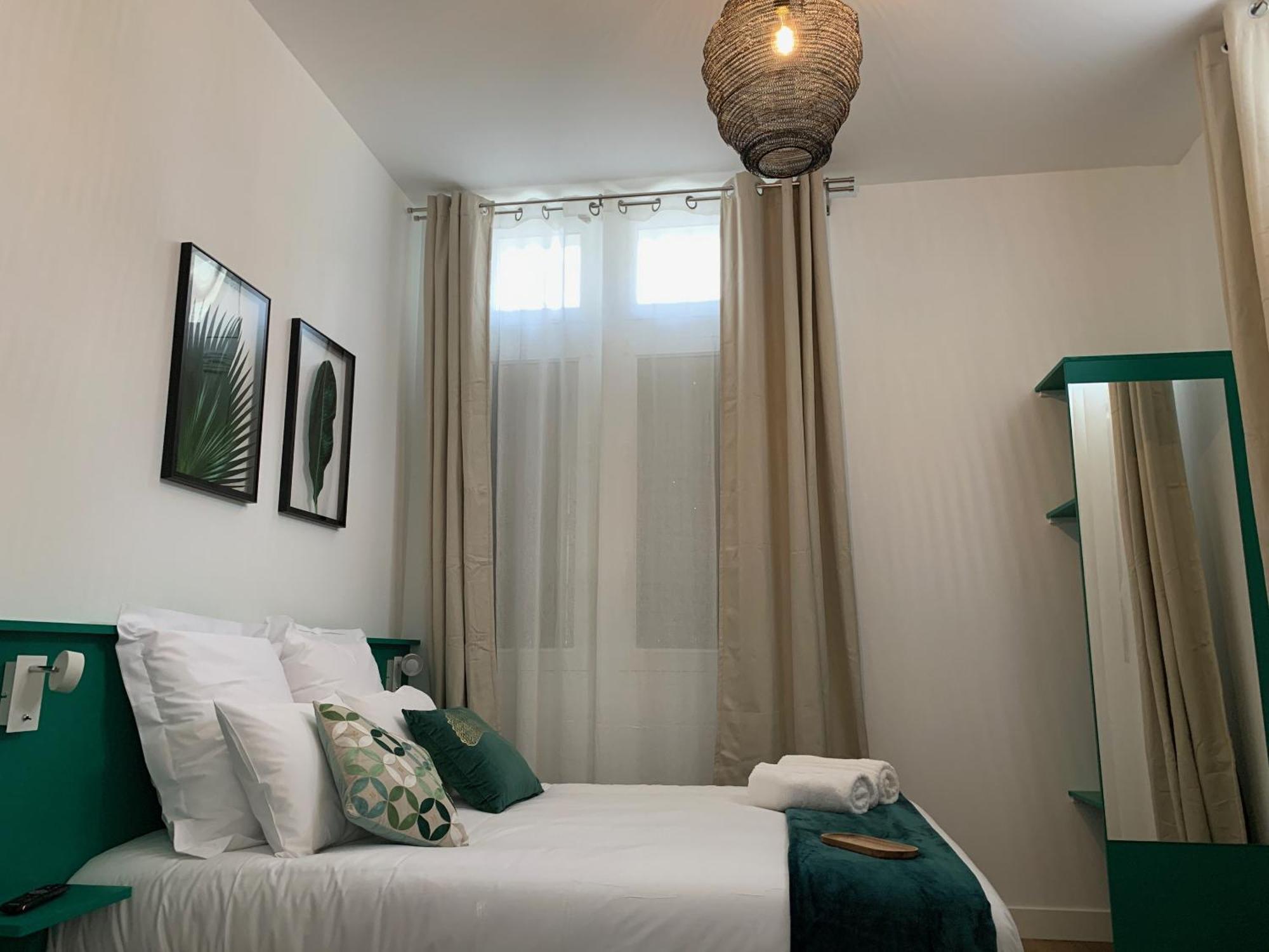 Logis St Joseph Bed & Breakfast Angers Dış mekan fotoğraf