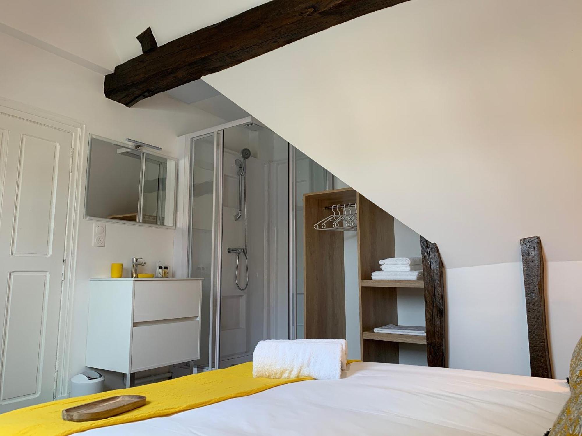 Logis St Joseph Bed & Breakfast Angers Dış mekan fotoğraf