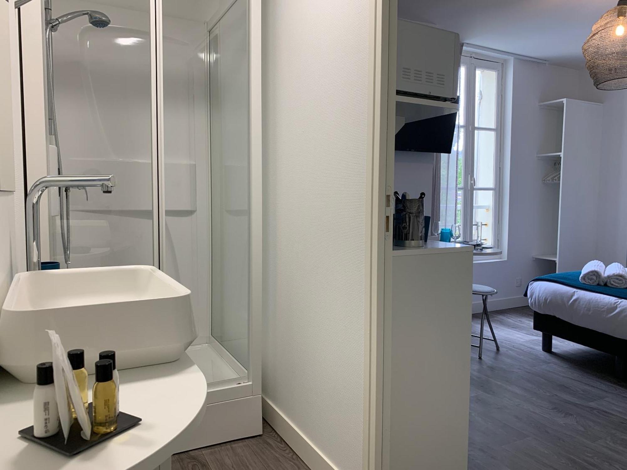Logis St Joseph Bed & Breakfast Angers Dış mekan fotoğraf