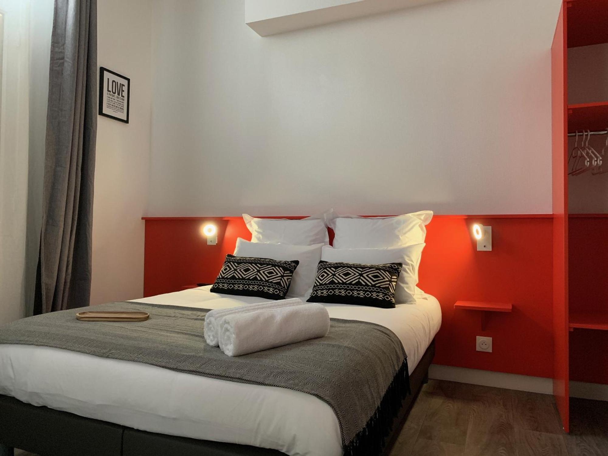 Logis St Joseph Bed & Breakfast Angers Dış mekan fotoğraf